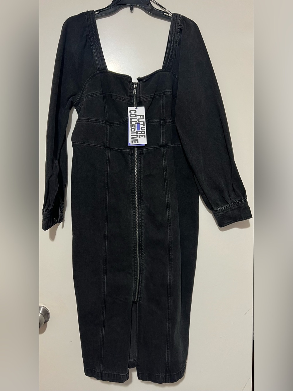 NWT Future Collective Kahlana Barfield Brown Puff Sleeve Black Denim Dress - Picture 2 of 9